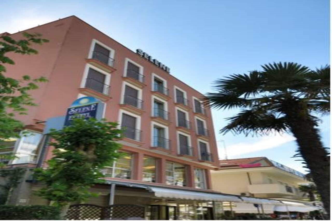 Hotel Selene - Vista Mare Риччоне Екстер'єр фото