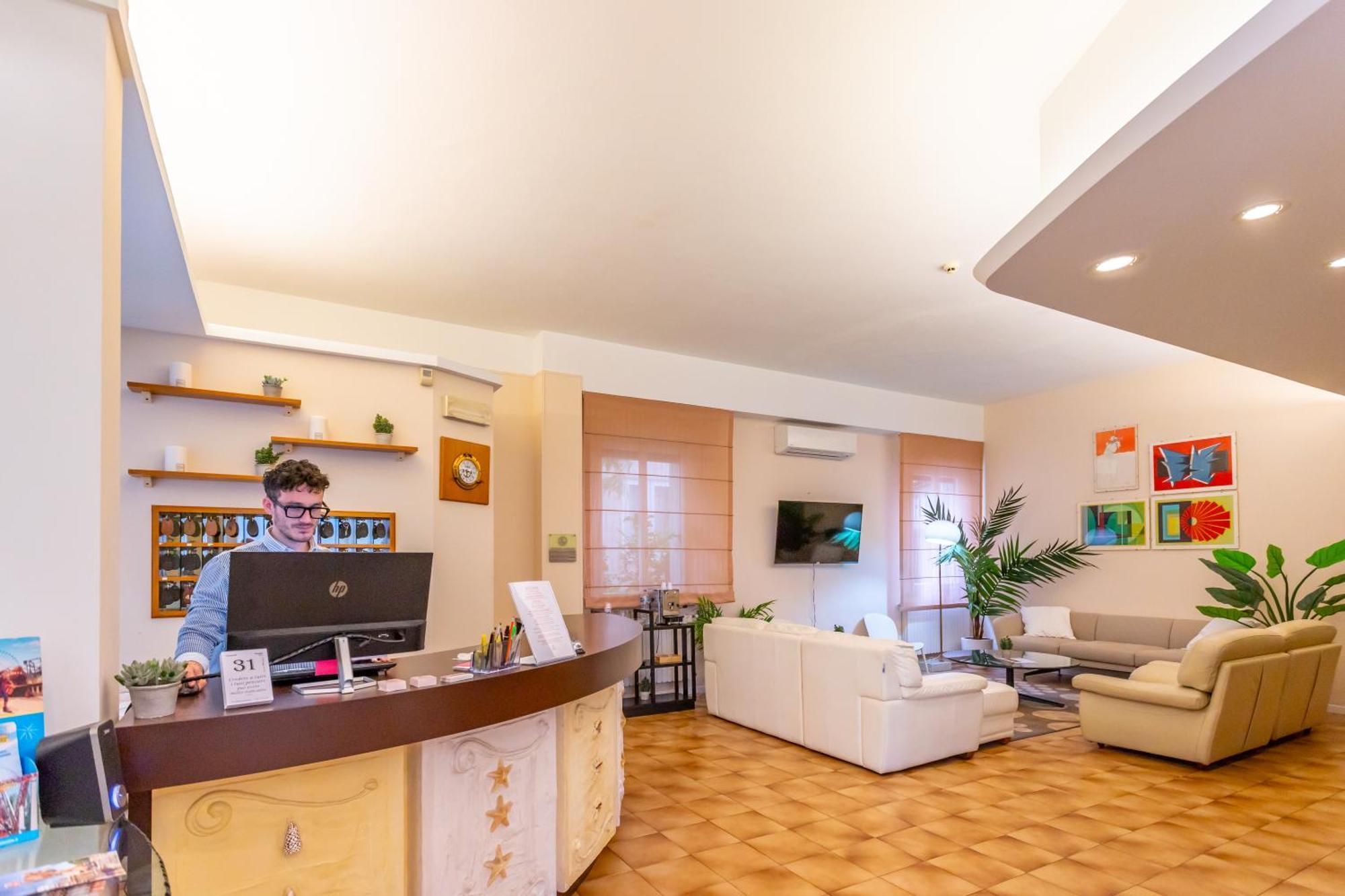 Hotel Selene - Vista Mare Риччоне Екстер'єр фото