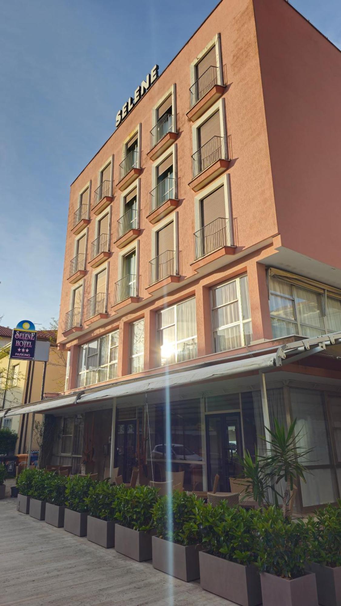 Hotel Selene - Vista Mare Риччоне Екстер'єр фото